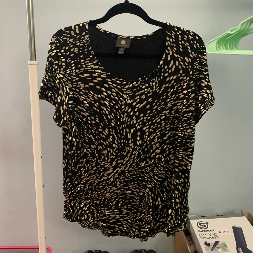 Gold metallic tee
